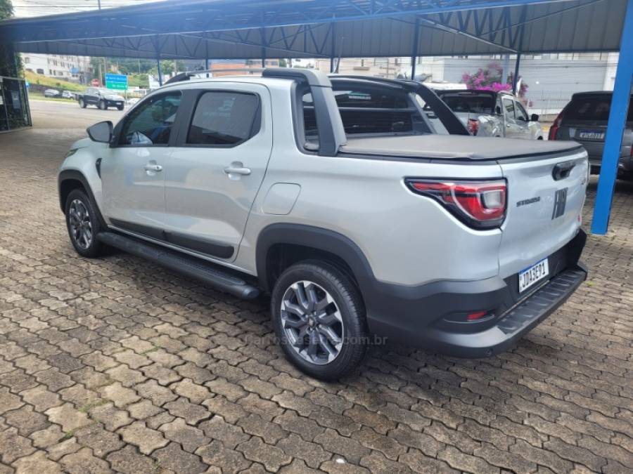 FIAT - STRADA - 2025/2025 - Prata - R$ 129.900,00