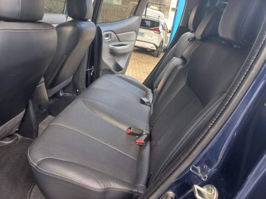 MITSUBISHI - L200 TRITON - 2018/2018 - Azul - R$ 155.000,00
