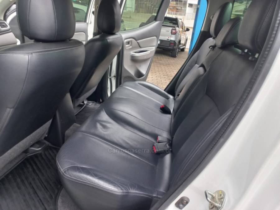 MITSUBISHI - L200 TRITON - 2018/2018 - Branca - R$ 145.000,00