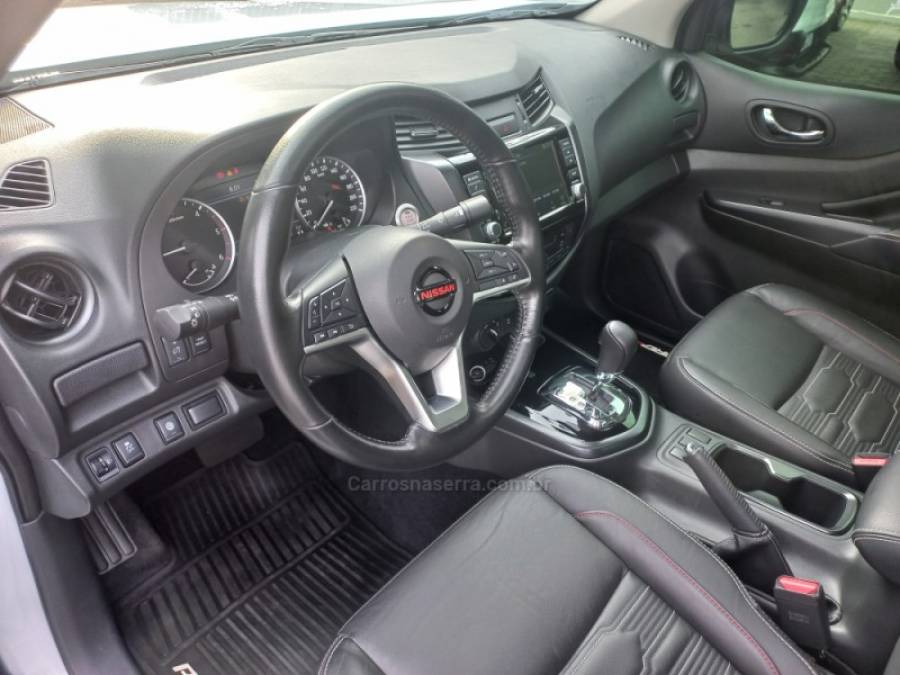 NISSAN - FRONTIER - 2023/2023 - Branca - R$ 219.990,00