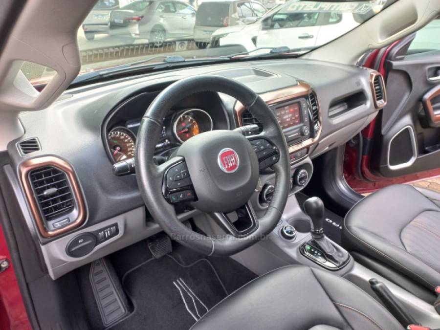 FIAT - TORO - 2018/2018 - Vermelha - R$ 103.990,00