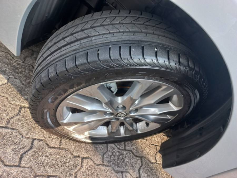 TOYOTA - COROLLA - 2019/2019 - Prata - R$ 107.990,00