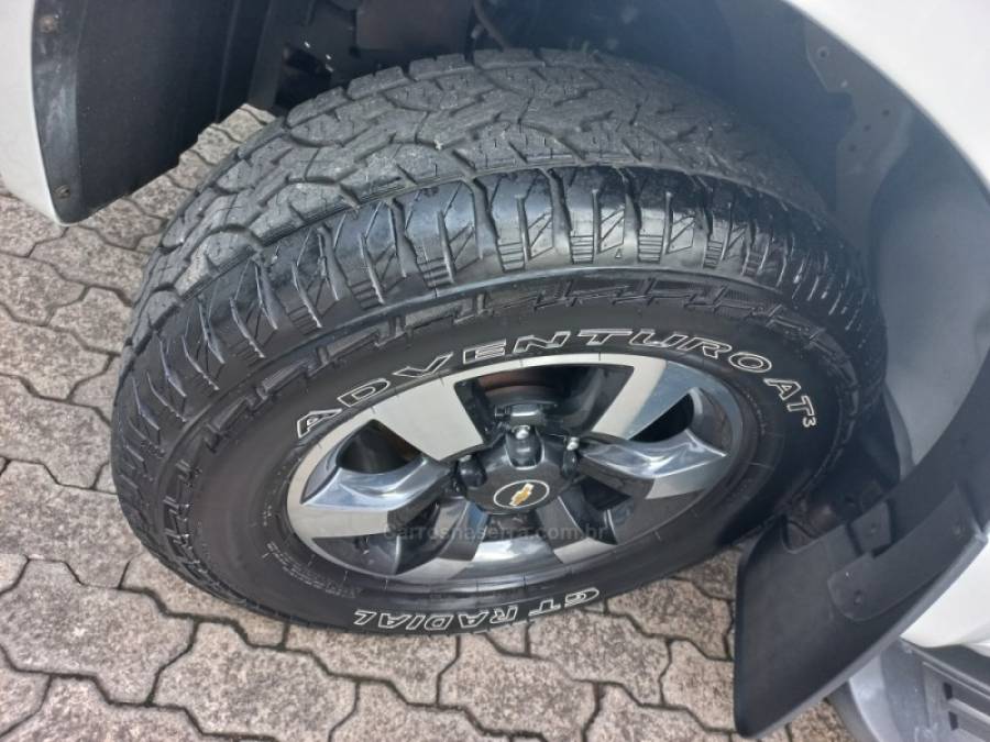 CHEVROLET - S10 - 2016/2016 - Branca - R$ 139.990,00