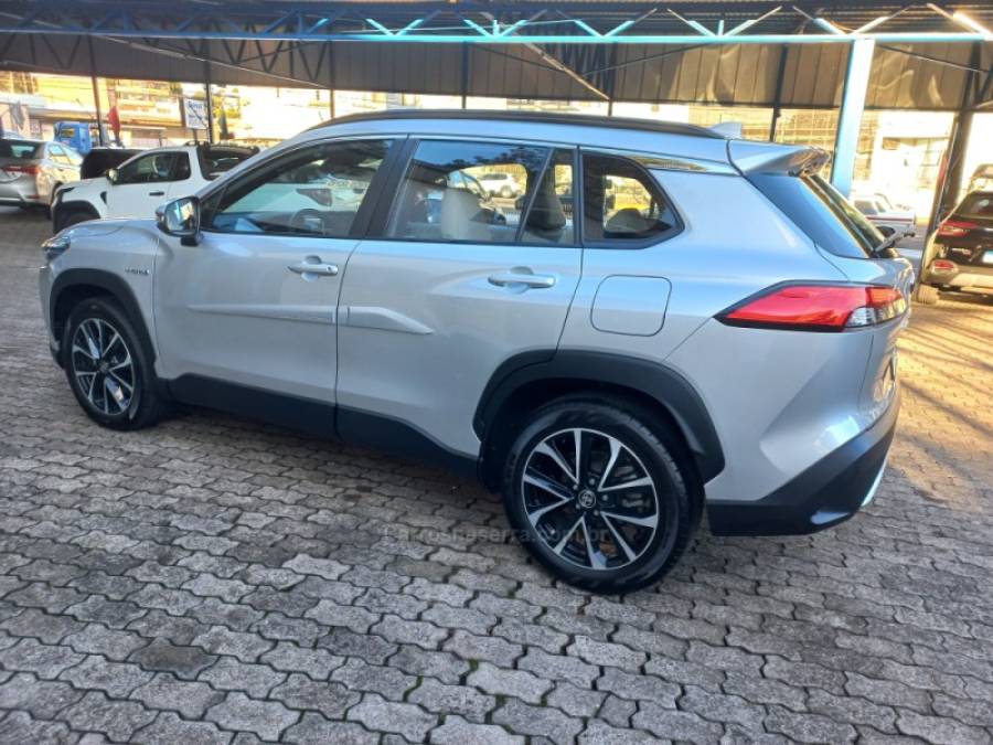 TOYOTA - COROLLA - 2022/2022 - Prata - R$ 149.990,00