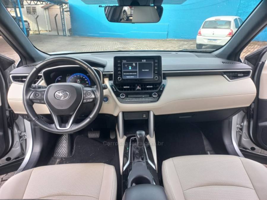 TOYOTA - COROLLA - 2022/2022 - Prata - R$ 150.990,00