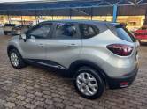 RENAULT - CAPTUR - 2018/2018 - Prata - R$ 71.500,00