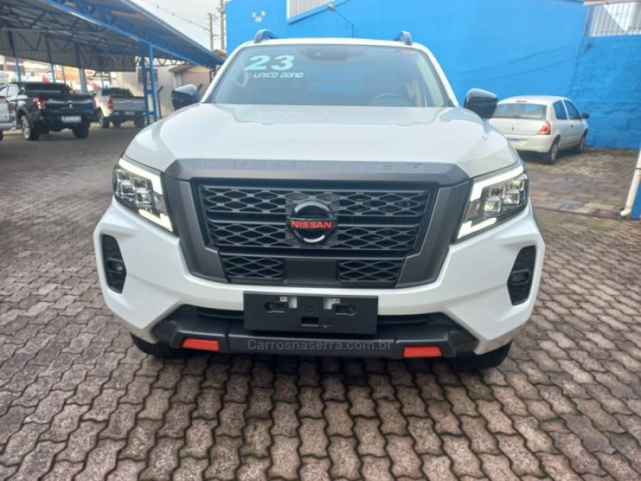 NISSAN - FRONTIER - 2023/2023 - Branca - R$ 219.990,00